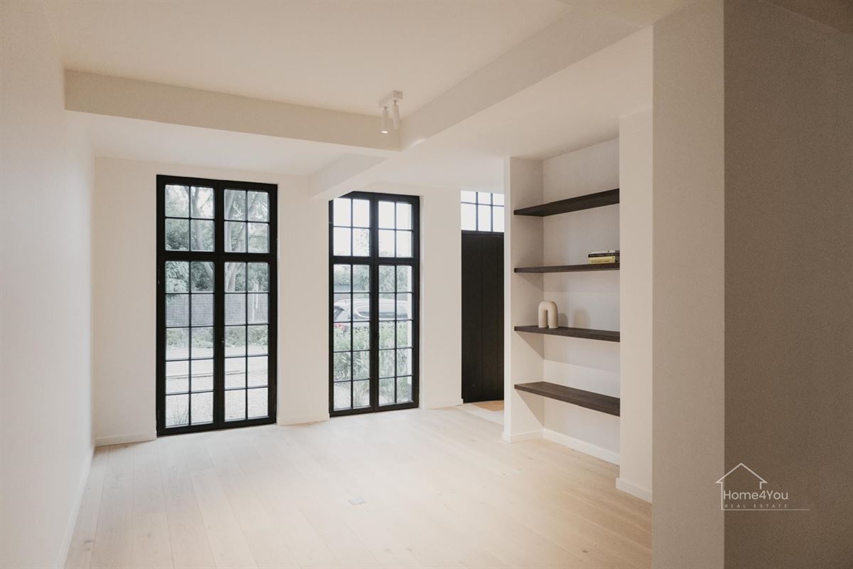 Net gerenoveerde woning op toplocatie in ’s-Gravenwezel