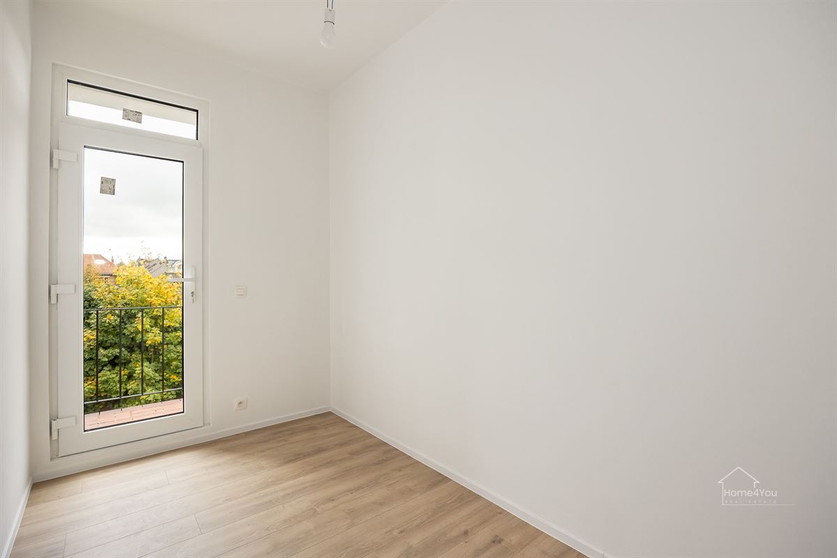 Gerenoveerd 2-slaapkamer appartement in Borsbeek te koop!