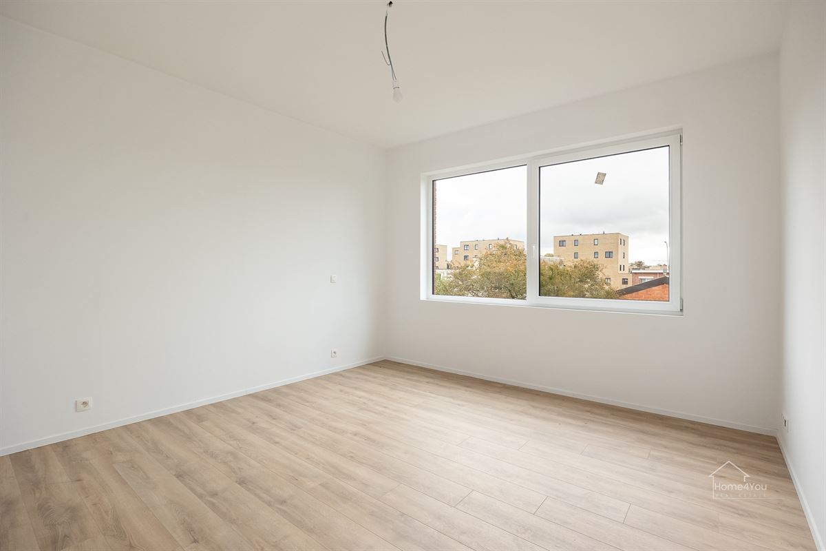 Gerenoveerd 2-slaapkamer appartement in Borsbeek te koop!