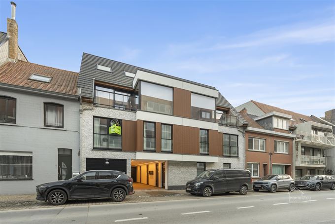 Zeer ruim 3 slaapkamer appartement (2023)