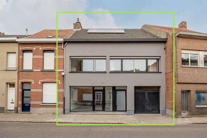 Handelshuis met duplex en 2 aparte tuinen