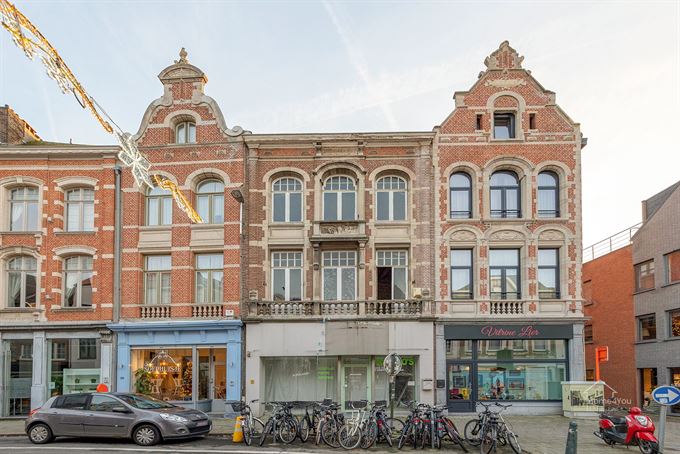 OPBRENGSTEIGENDOM MET RENOVATIEPOTENTIEEL IN HARTJE LIER