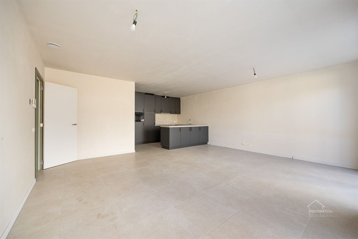 Nieuwbouw gelijkvloers appartement met aangename tuin