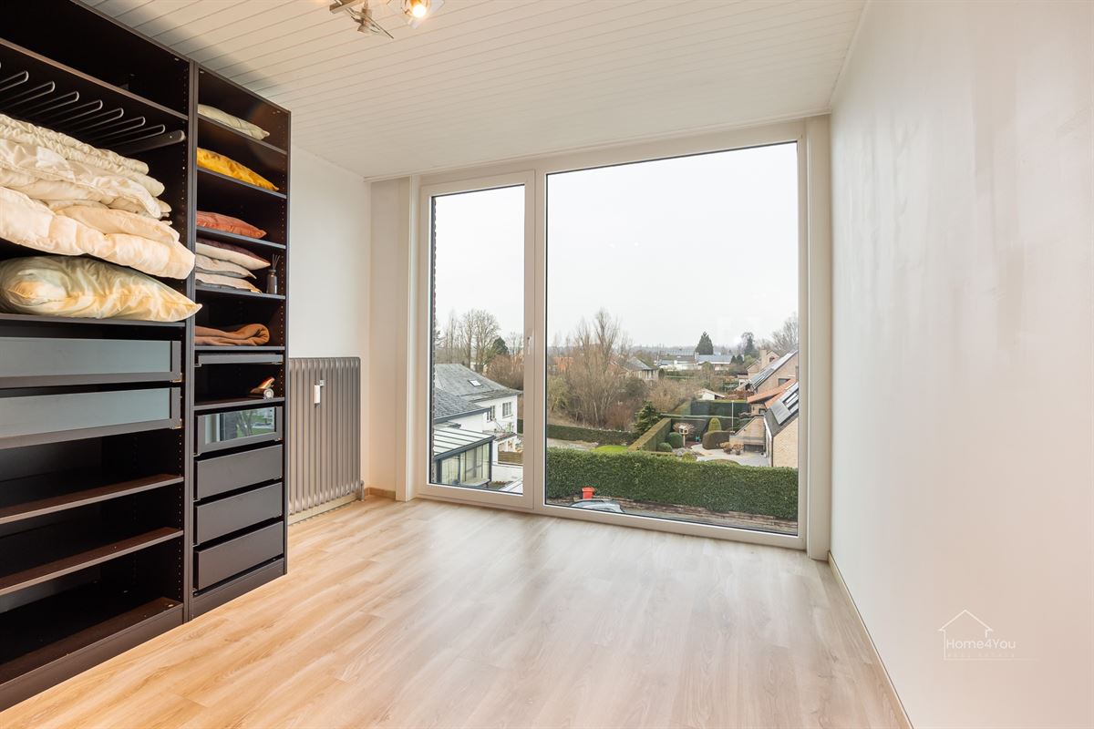 Ruim, lichtrijk en energiezuinig appartement