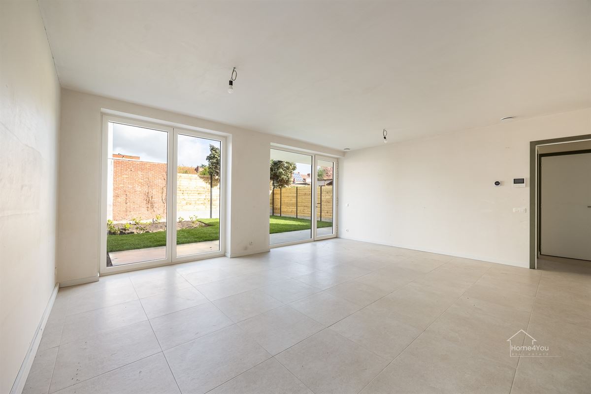 Nieuwbouw gelijkvloers appartement met aangename tuin