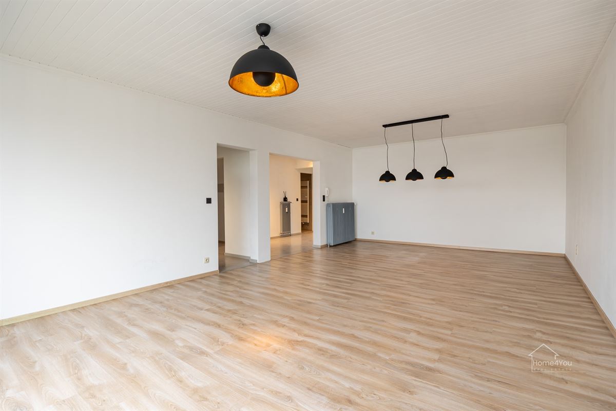 Ruim, lichtrijk en energiezuinig appartement