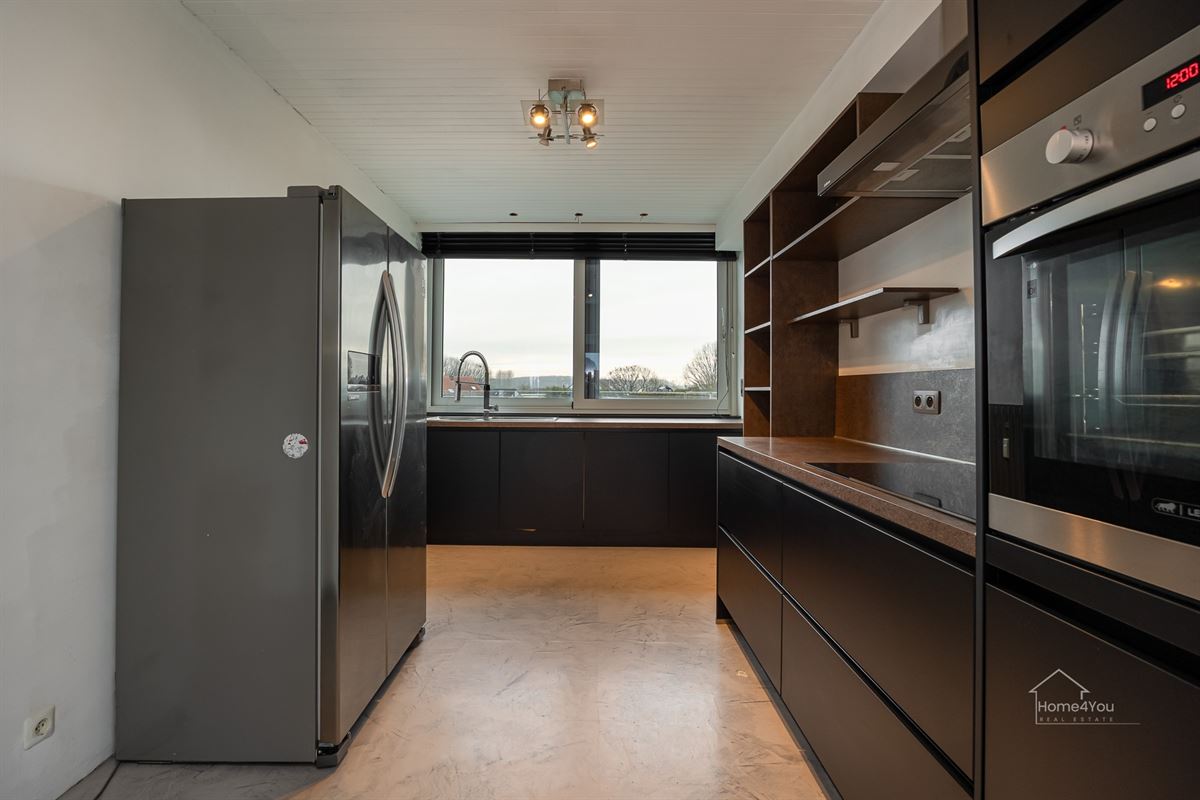 Ruim, lichtrijk en energiezuinig appartement