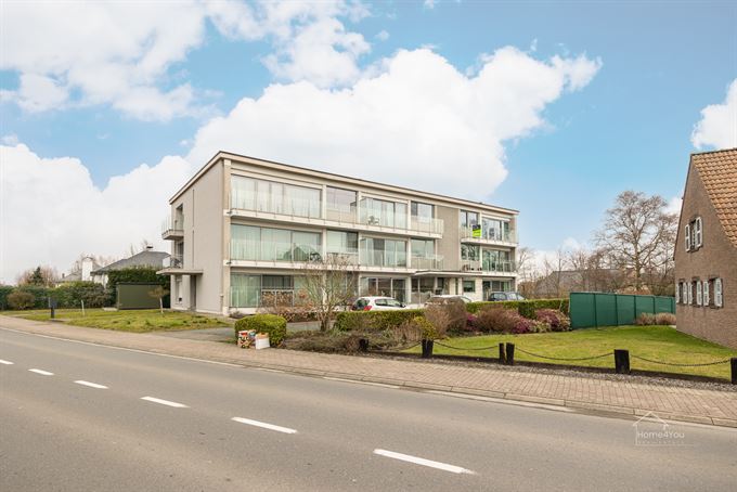 Ruim, lichtrijk en energiezuinig appartement