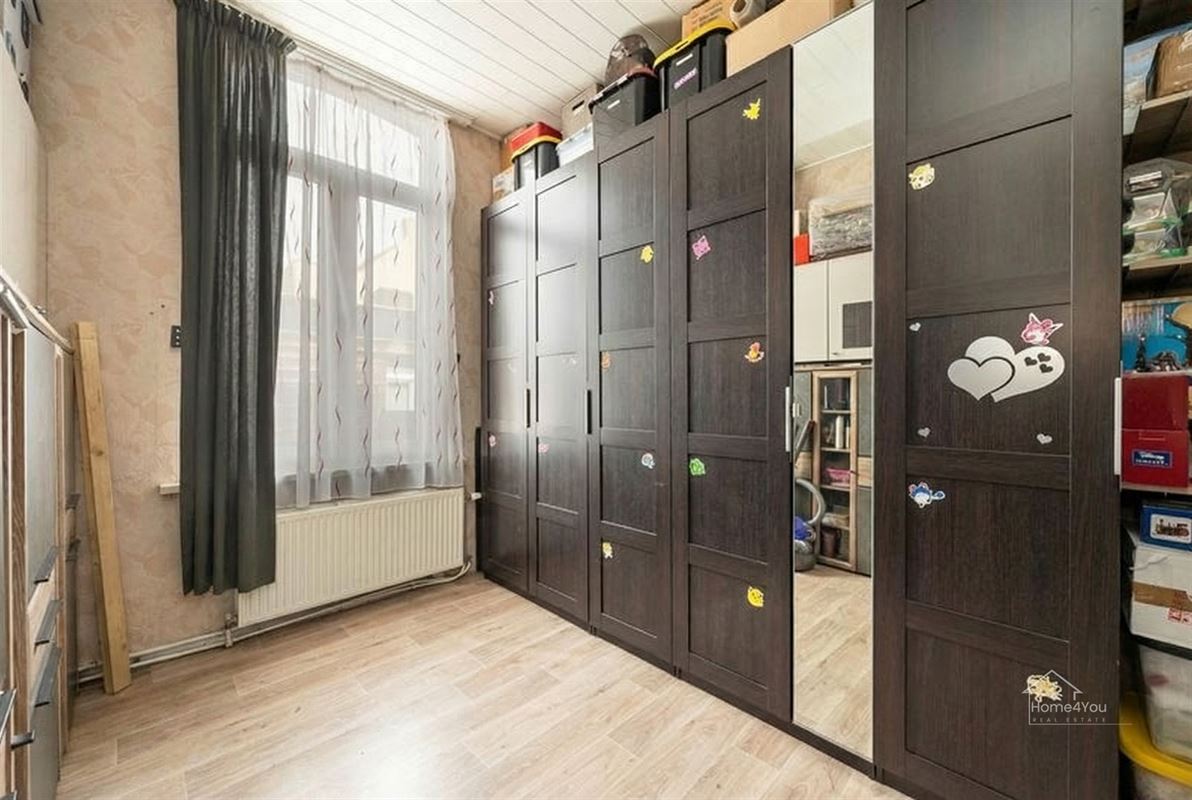 Gerenoveerde woning te koop in Merksem!