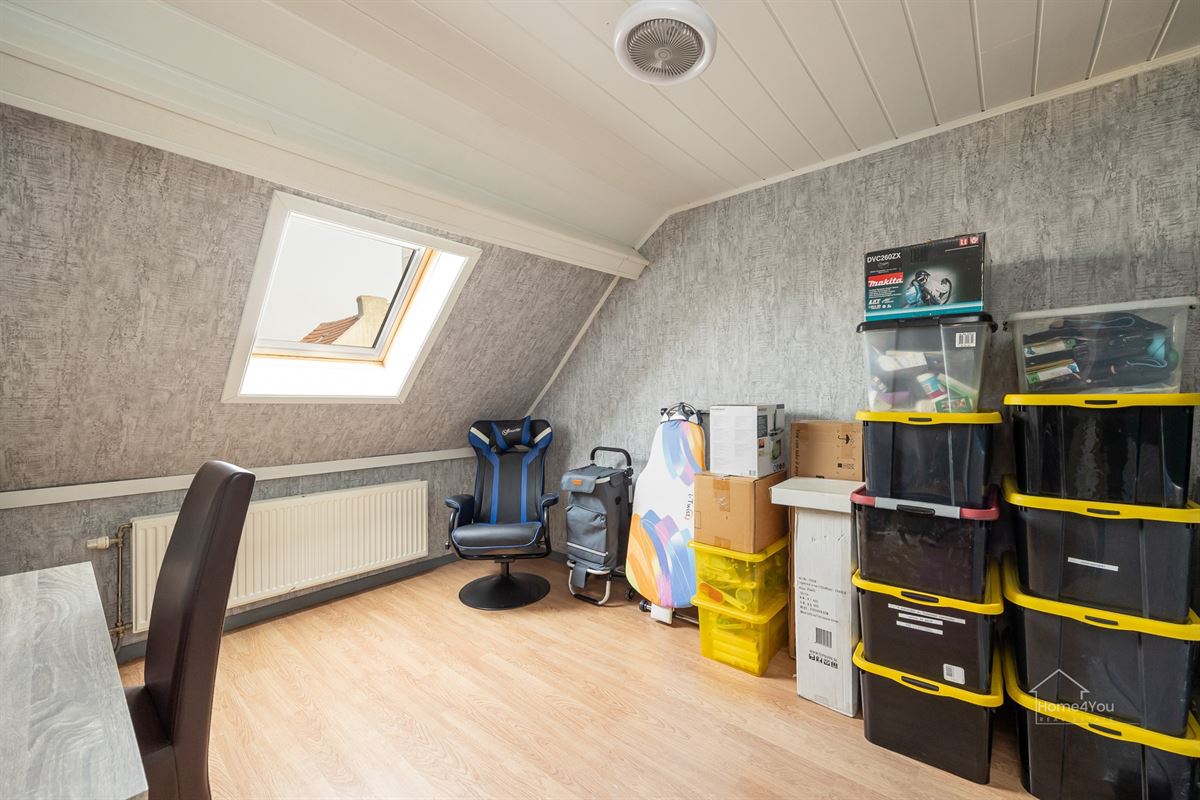Gerenoveerde woning te koop in Merksem!