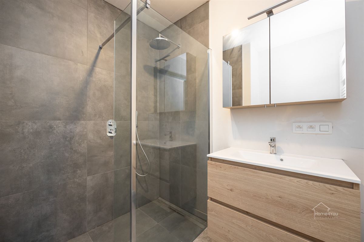 Nieuwbouw appartement met ruim terras