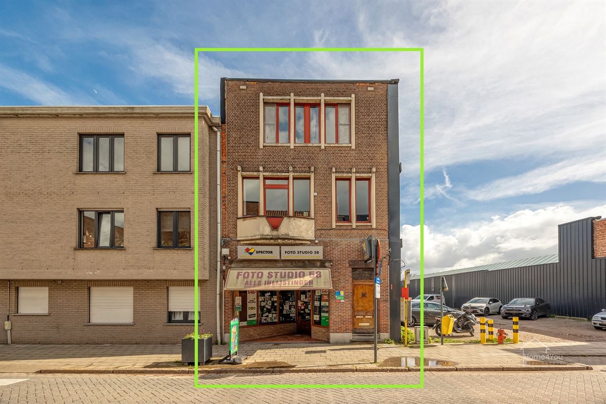 Veelzijdig handelshuis met ruim duplex appartement