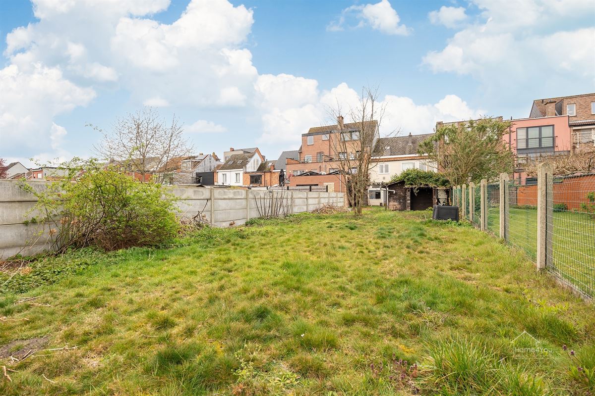 Te renoveren woning met groot potentieel en tuin te Bornem
