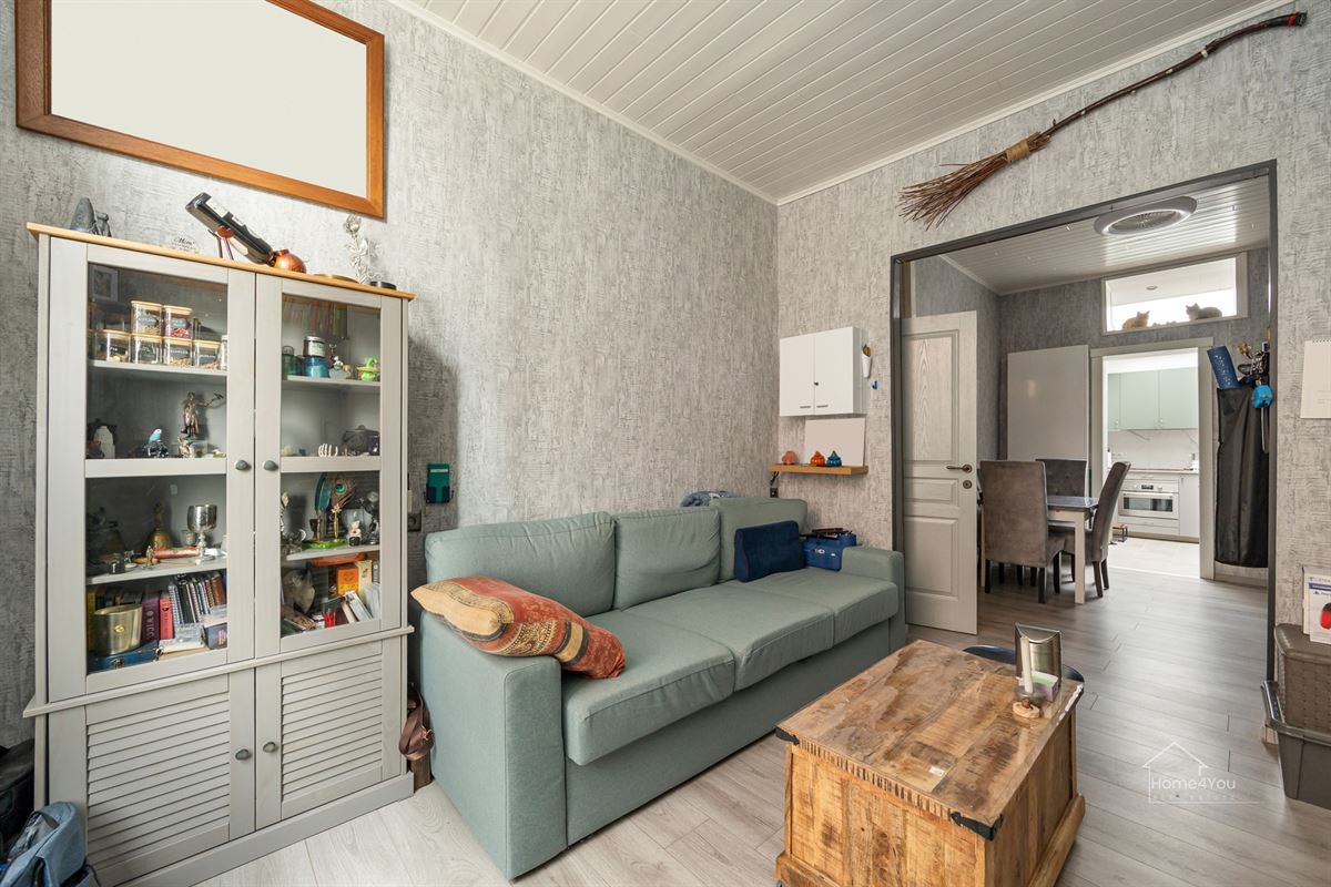 Gerenoveerde woning te koop in Merksem!
