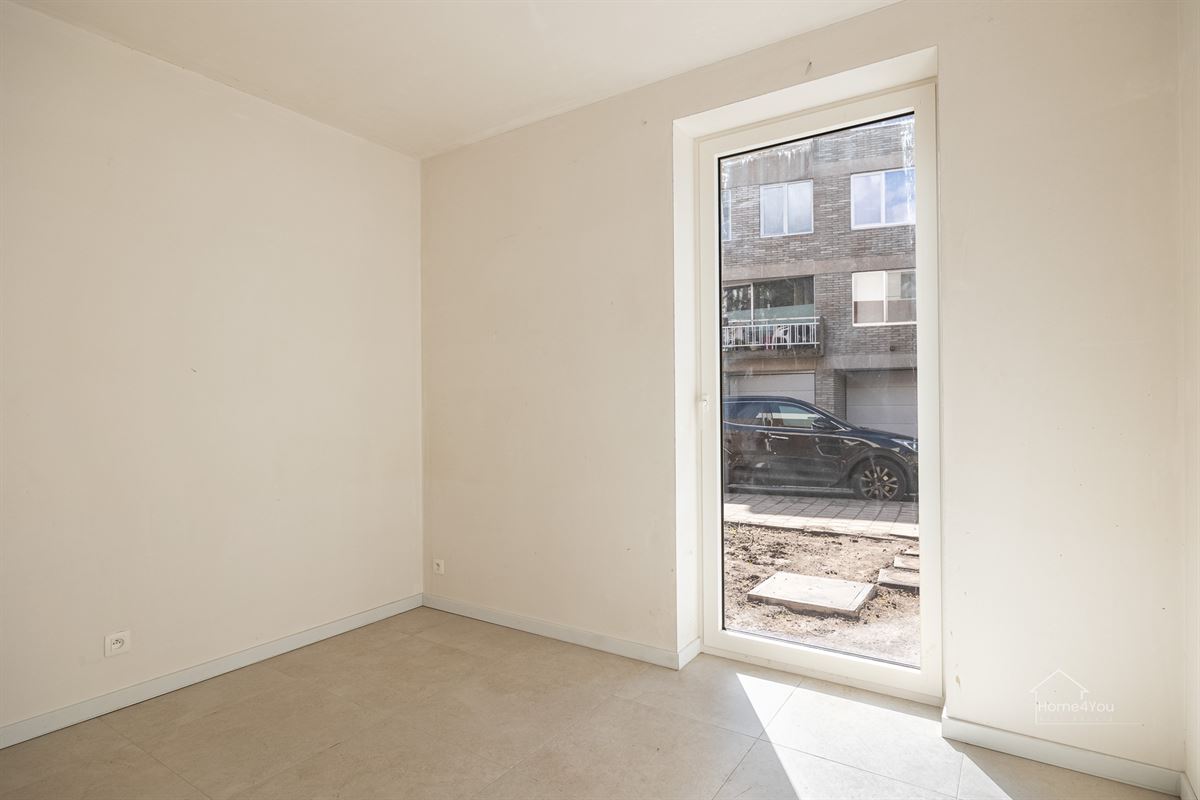 Nieuwbouw gelijkvloers appartement met aangename tuin