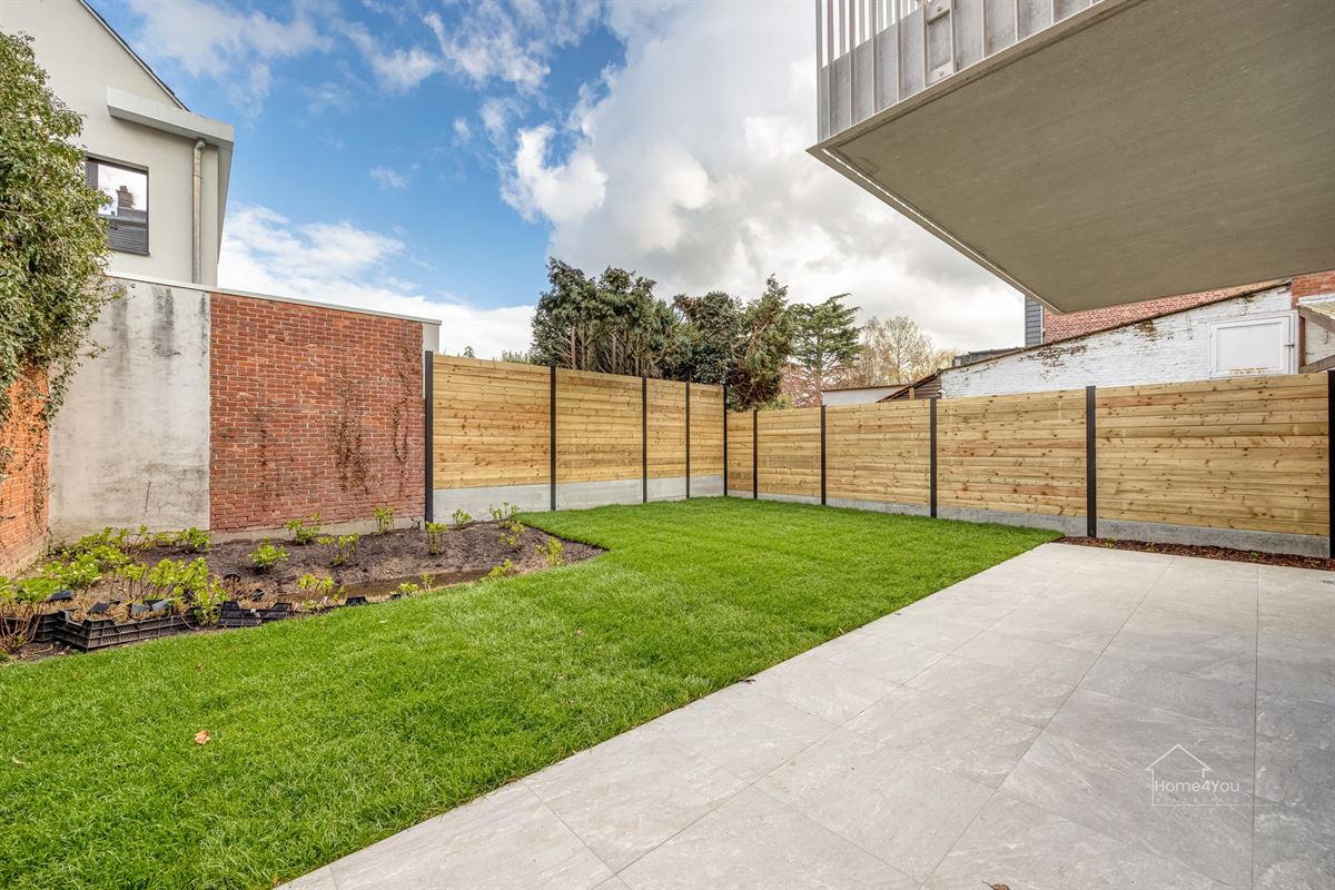Nieuwbouw gelijkvloers appartement met aangename tuin