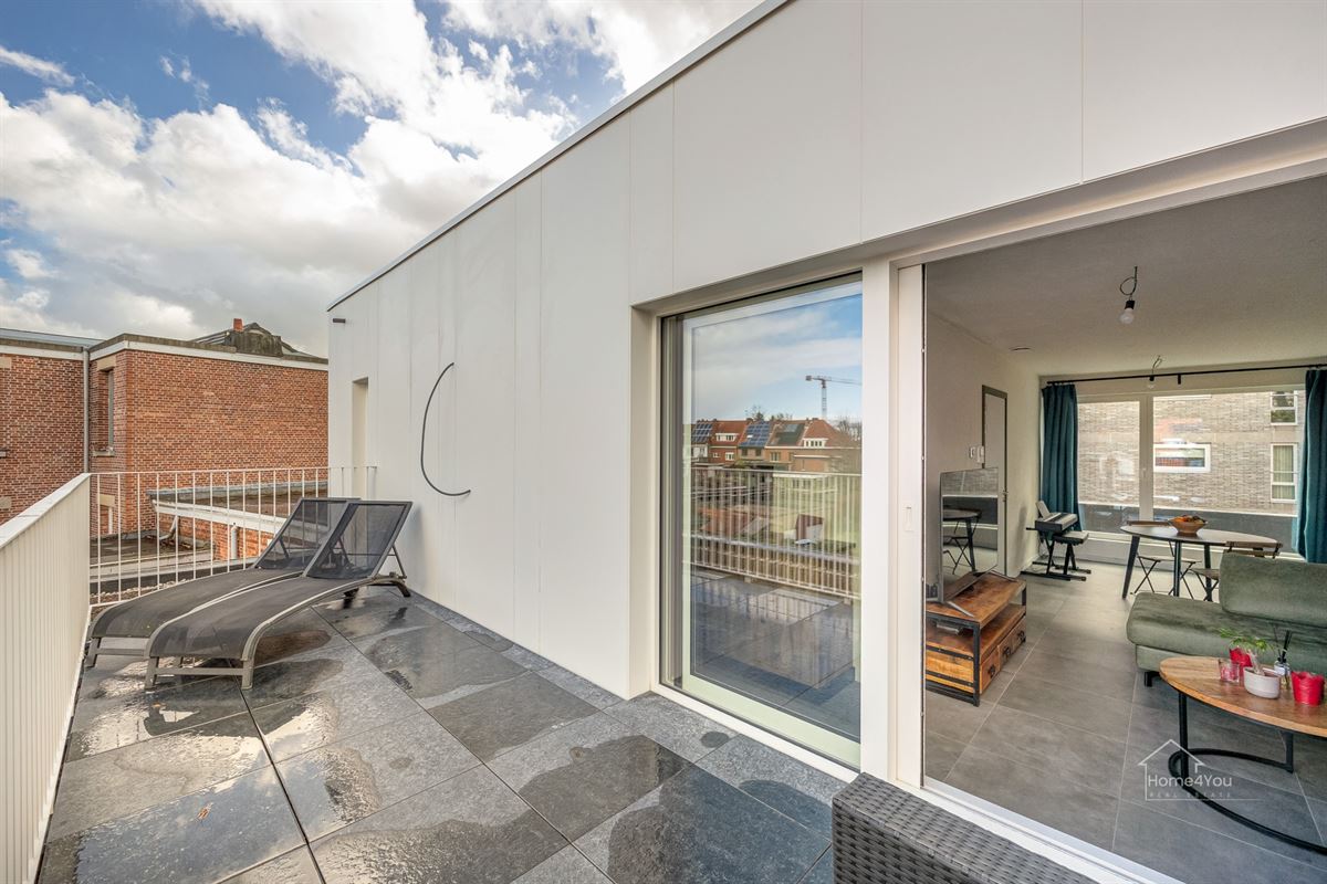 Nieuwbouw appartement met ruim terras