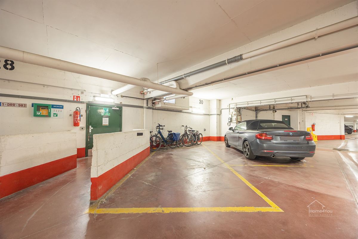 Instapklaar en lichtrijk appartement met 3 slaapkamers