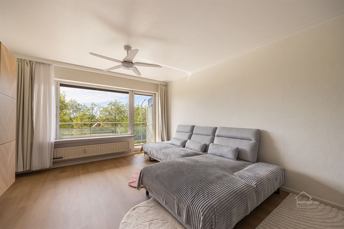 Instapklaar en lichtrijk appartement met 3 slaapkamers