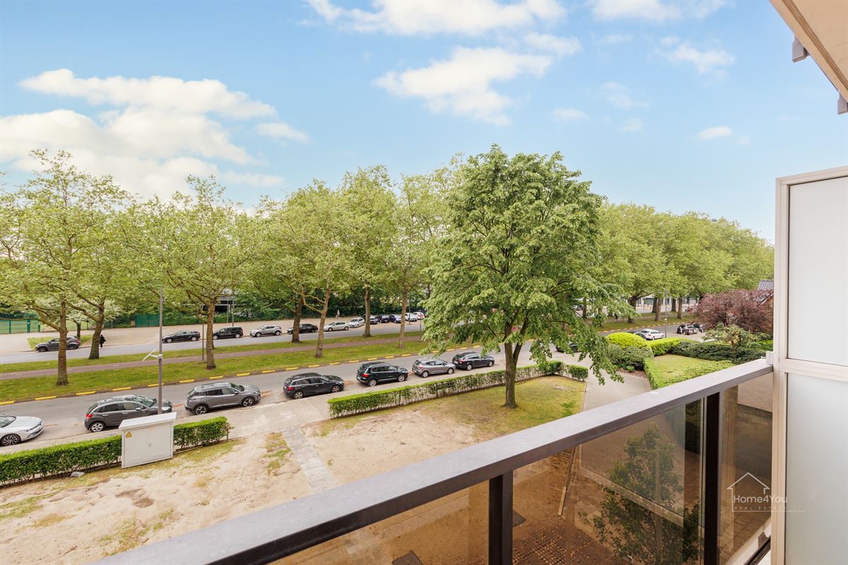 Instapklaar appartement met 2 terrassen
