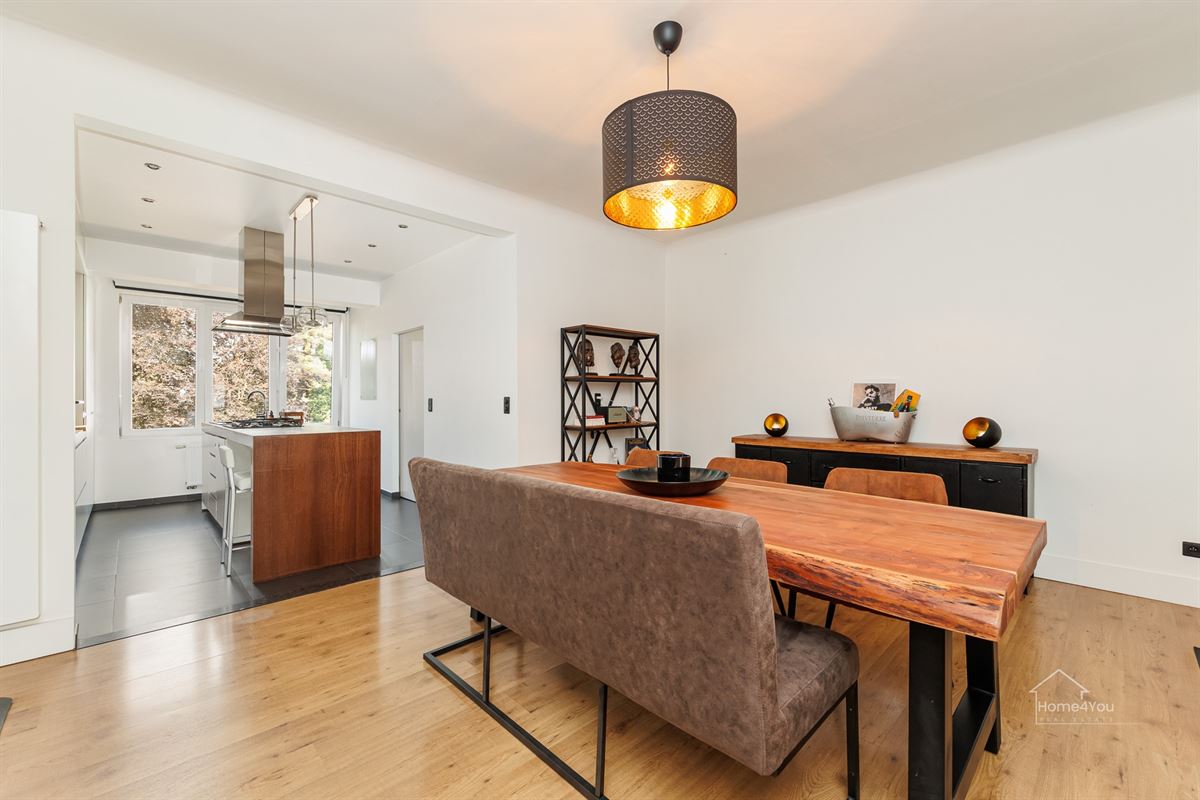 Modern 1-slaapkamerappartement vlakbij Boelaer Park te koop