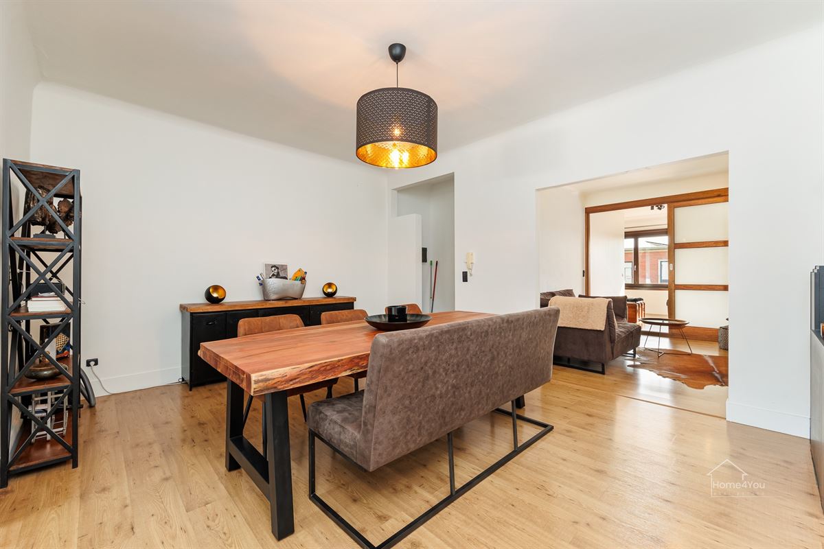 Modern 1-slaapkamerappartement vlakbij Boelaer Park te koop