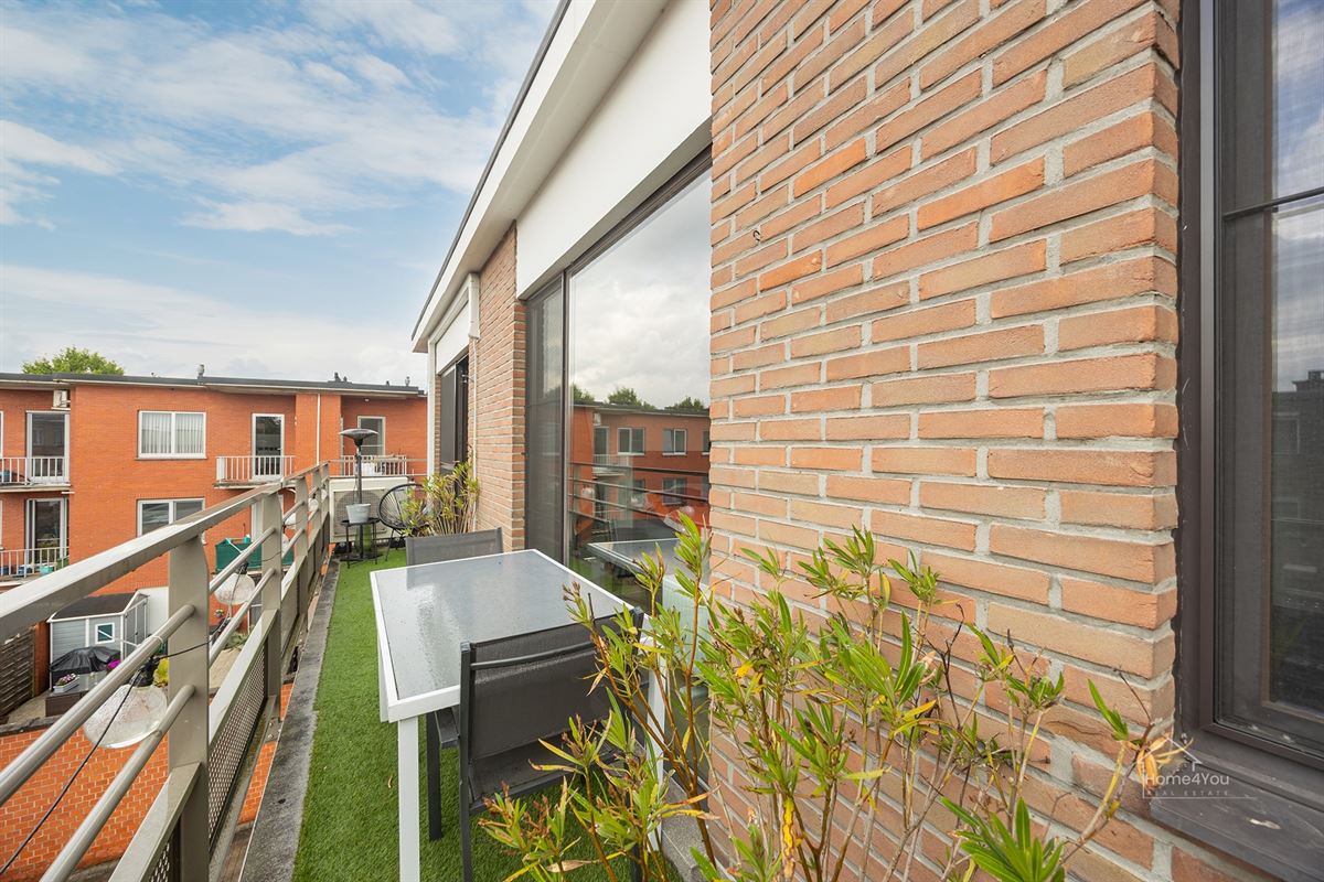 Instapklaar appartement met 3 slpkmrs + autostaanplaats