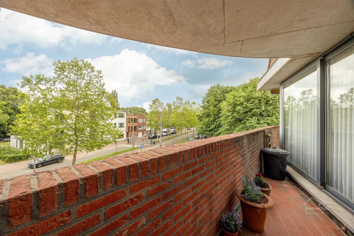 Ruim hoekappartement met 2 slaapkamers en 2 terrassen
