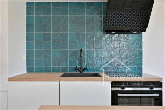 Gerenoveerd 2-slaapkamer appartement in Edegem te koop!