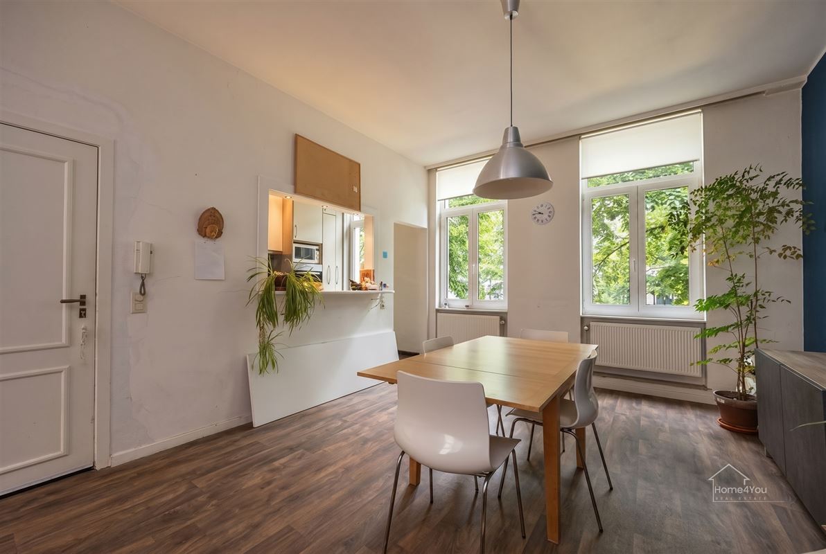 Instapklare appartement in bruisende hart Antwerpen te koop