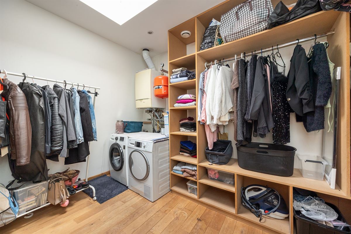 Instapklare woning met ruime tuin in Antwerpen te koop!