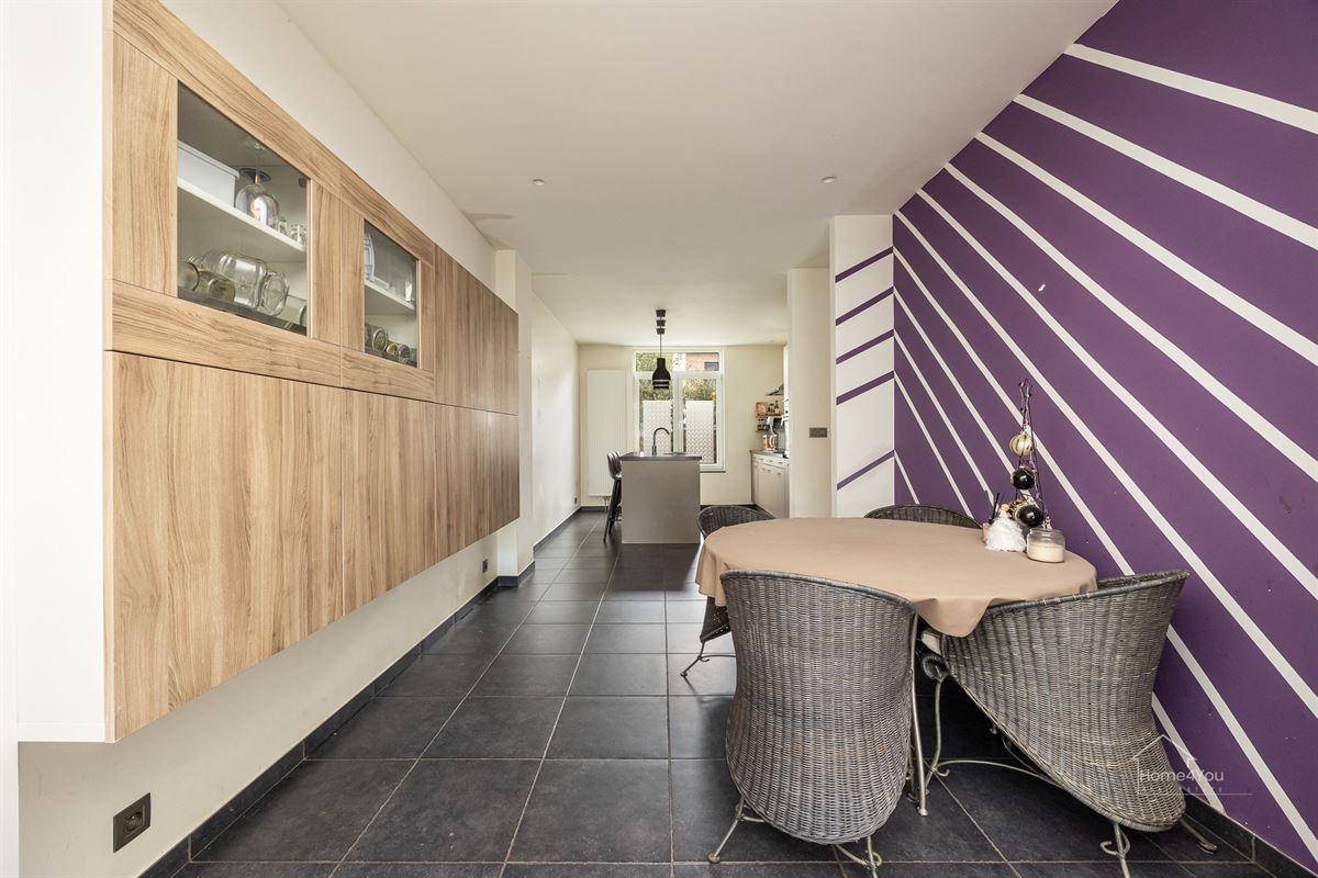 Instapklare woning met ruime tuin in Antwerpen te koop!