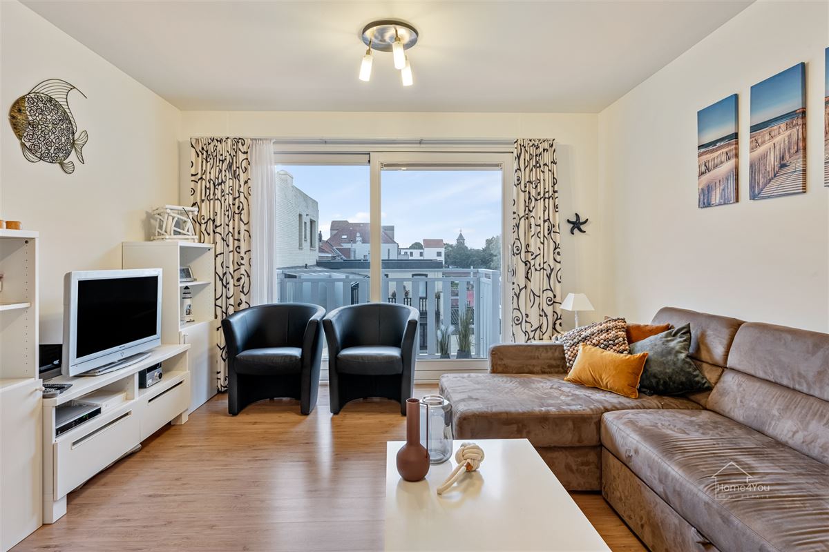 Appartement: 2 slaapkamers, 3 terrassen in hartje De Panne!