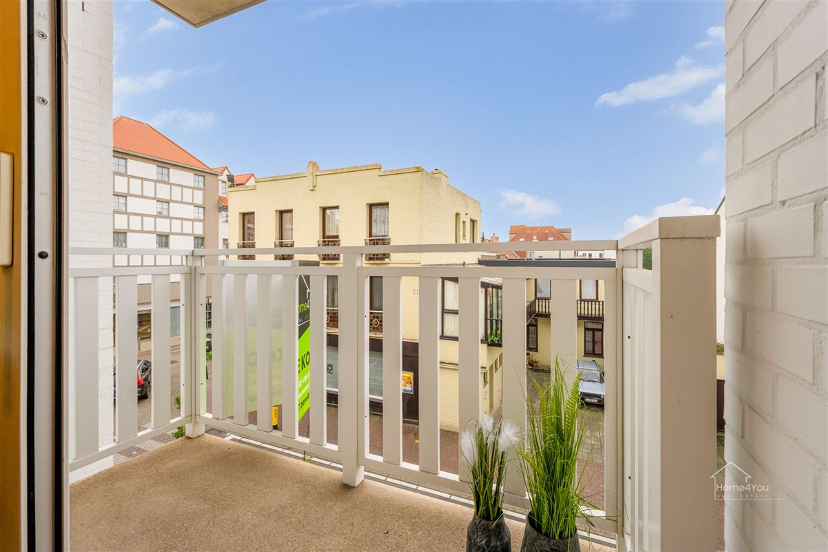Appartement: 2 slaapkamers, 3 terrassen in hartje De Panne!