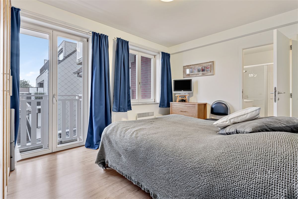 Appartement: 2 slaapkamers, 3 terrassen in hartje De Panne!