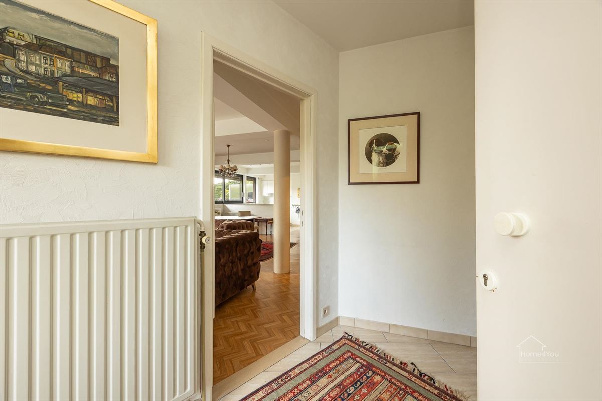 Ruim hoekappartement met 2 slaapkamers en 2 terrassen