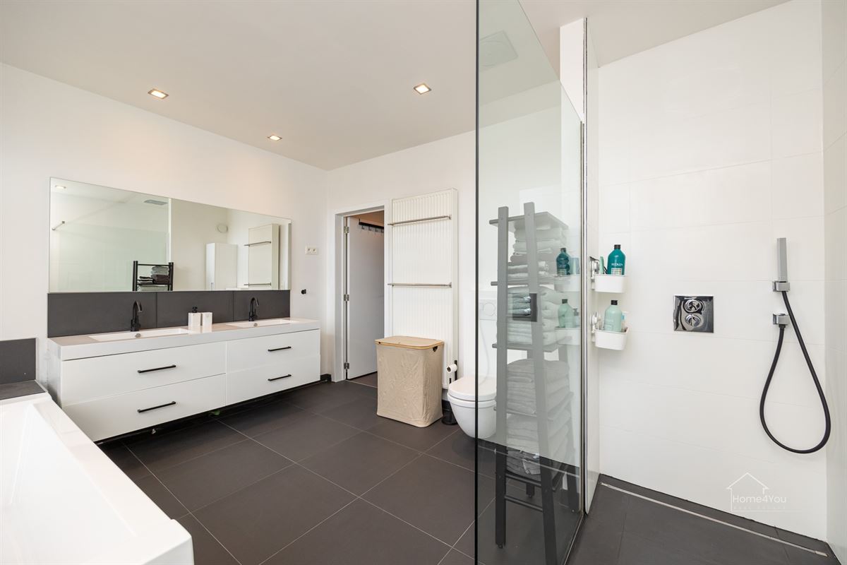 Instapklare Woning,Epc A, 3 Slaapk en Tuin