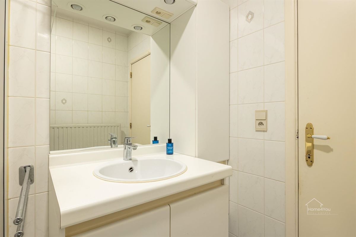 Ruim hoekappartement met 2 slaapkamers en 2 terrassen