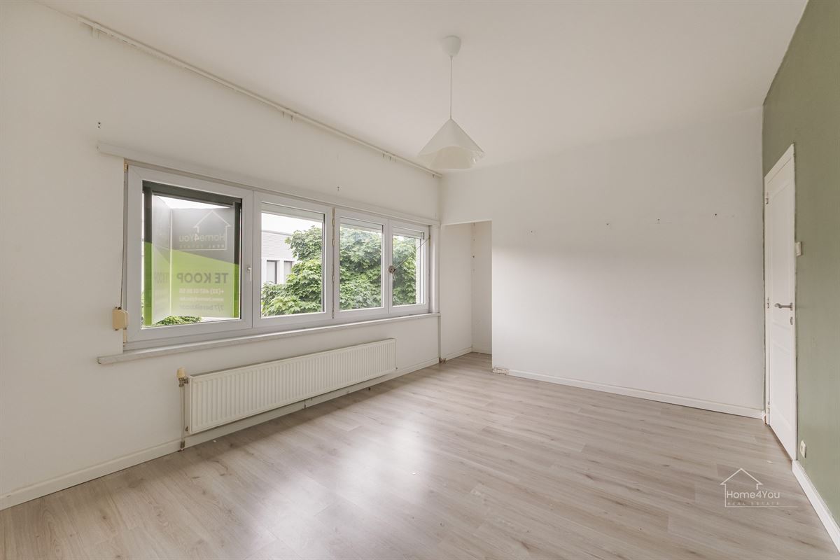 Af te werken woning met tal van mogelijkheden op een uitstekende locatie te Wilrijk