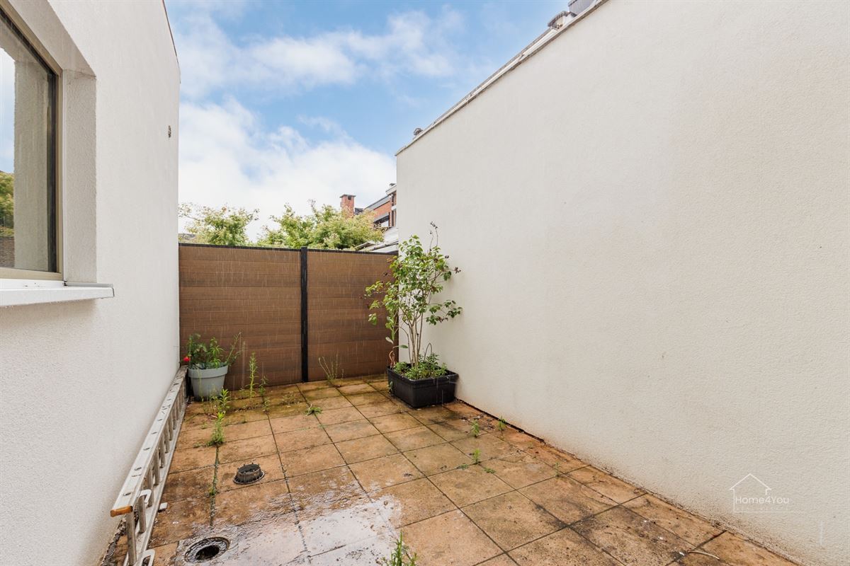 Af te werken woning met tal van mogelijkheden op een uitstekende locatie te Wilrijk