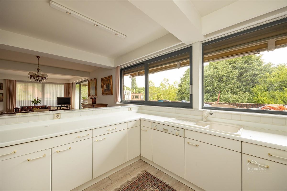 Ruim hoekappartement met 2 slaapkamers en 2 terrassen