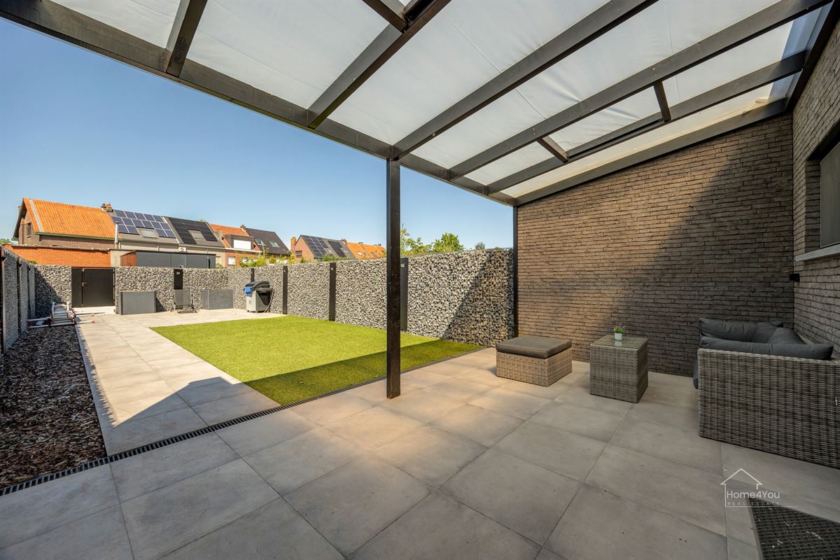 Ruime woning met zonnepanelen, thuisbatterij en tal van mogelijkheden