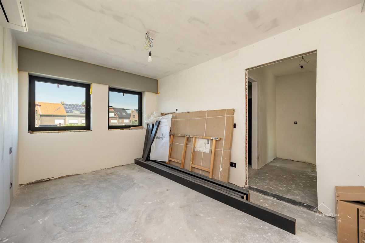 Ruime woning met zonnepanelen, thuisbatterij en tal van mogelijkheden