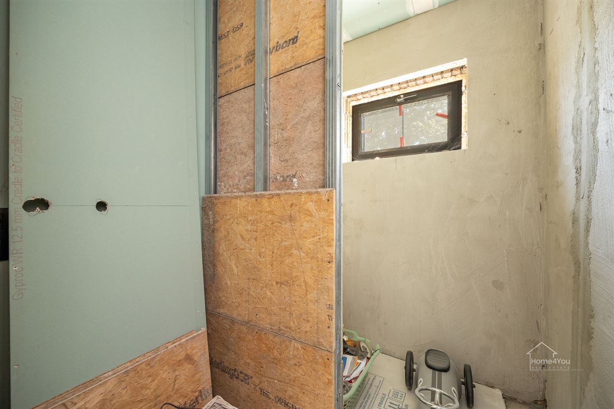 Ruime woning met zonnepanelen, thuisbatterij en tal van mogelijkheden