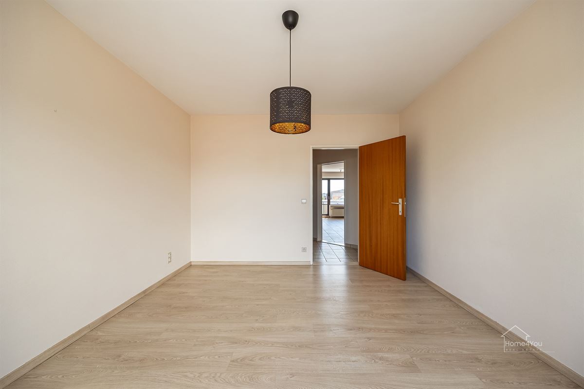 Instapklaar Appartement Toplocatie, 2Slaapk, Terras, Garagebox