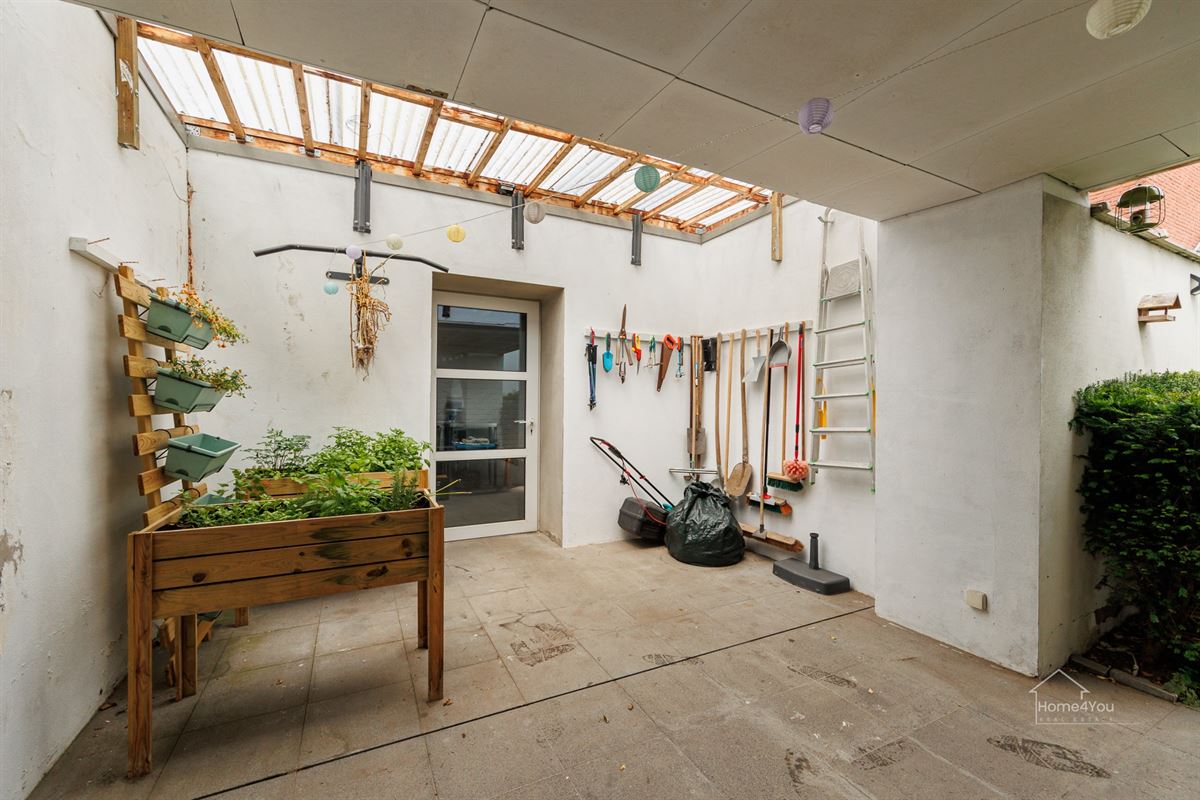 Instapklare gezinswoning met gezellige tuin