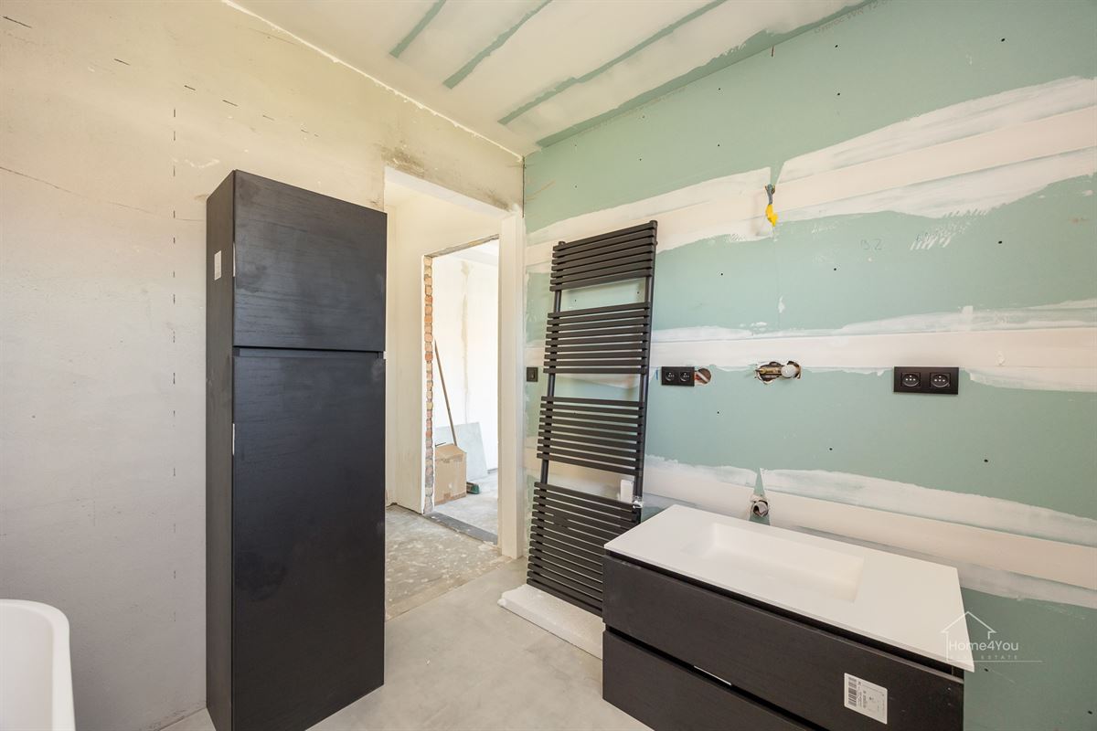 Ruime woning met zonnepanelen, thuisbatterij en tal van mogelijkheden