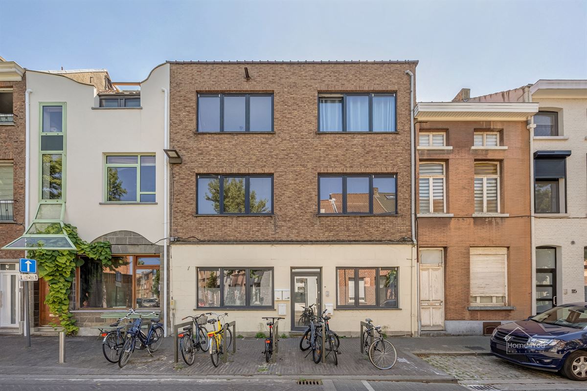 Instapklaar gelijkvloers 2 slaapk app met terras