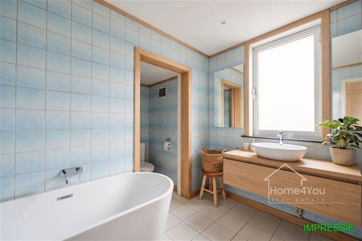 Te renoveren woning met ruime tuin en uitbreidingsmogelijkheden in Schelle