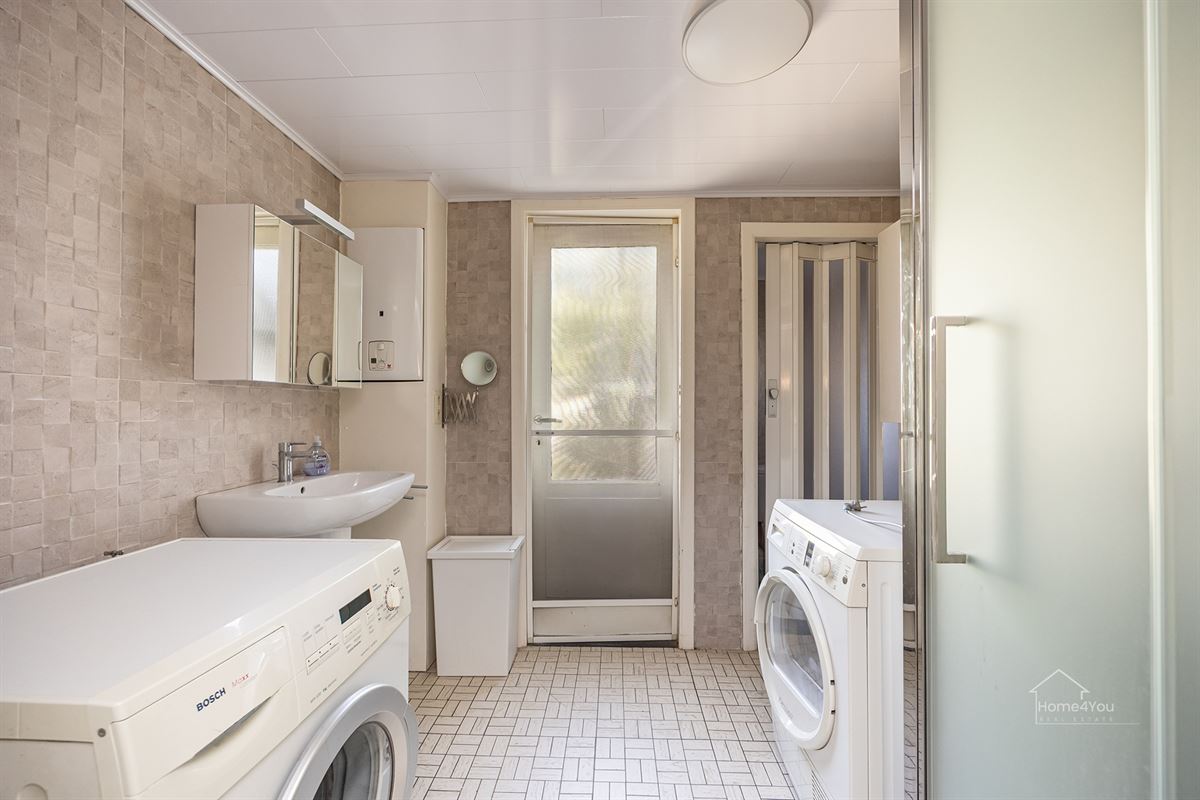 Authentiek herenhuis met 5 slaapkamers en tuin.